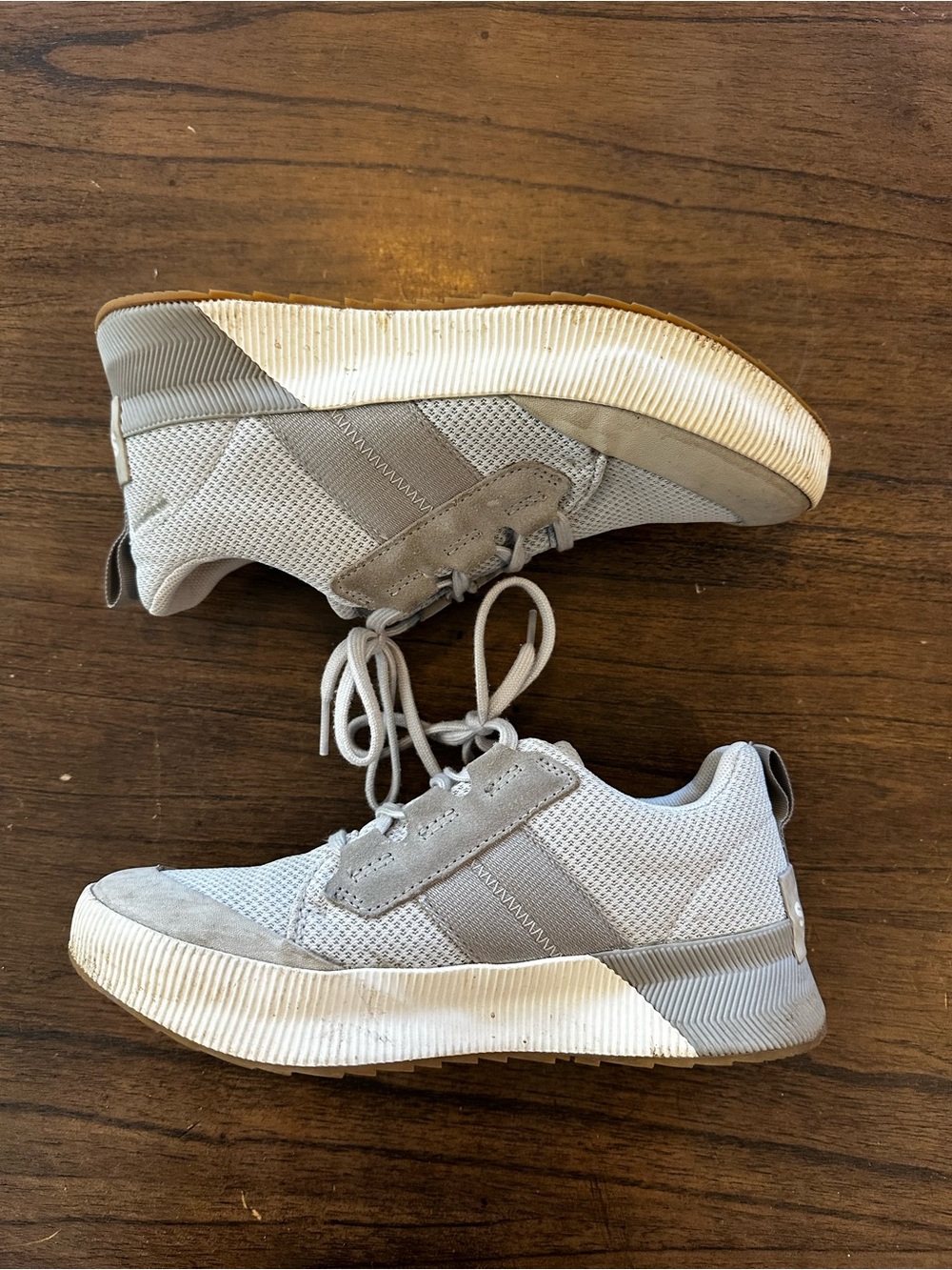 Sorel Women’s Out N About III City Sneaker Gray Size 7 Suede Mesh